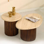 Table basse en bois et travertin